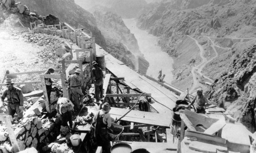 HOOVER DAM CONSTRUCTION