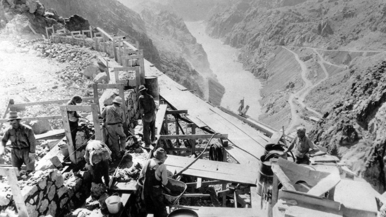 HOOVER DAM CONSTRUCTION