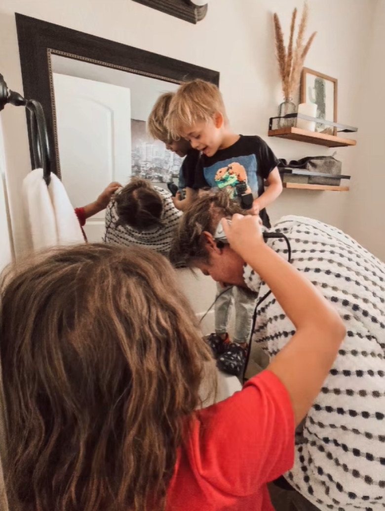 Jacob Johnson, cancer la san (1)