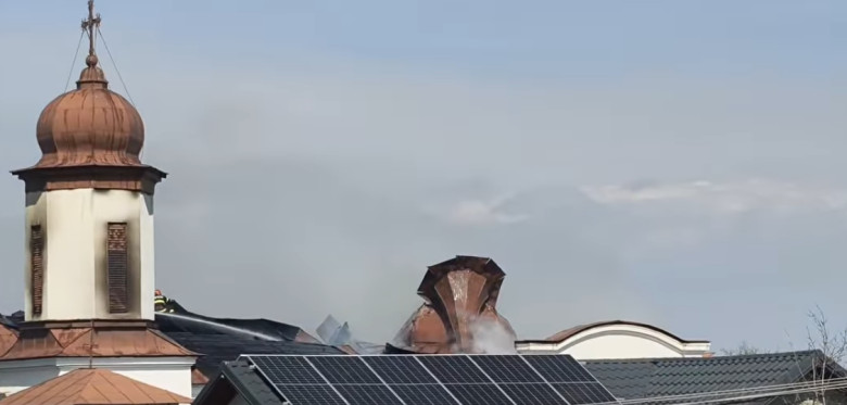 incendiu biserica pucheni prahova (3)