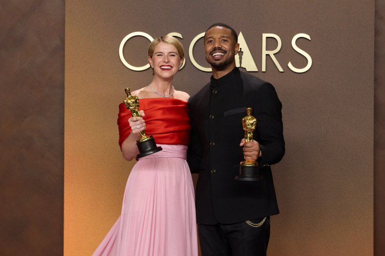 Jessie Buckley și Michael B. Jordan/ Profimedia