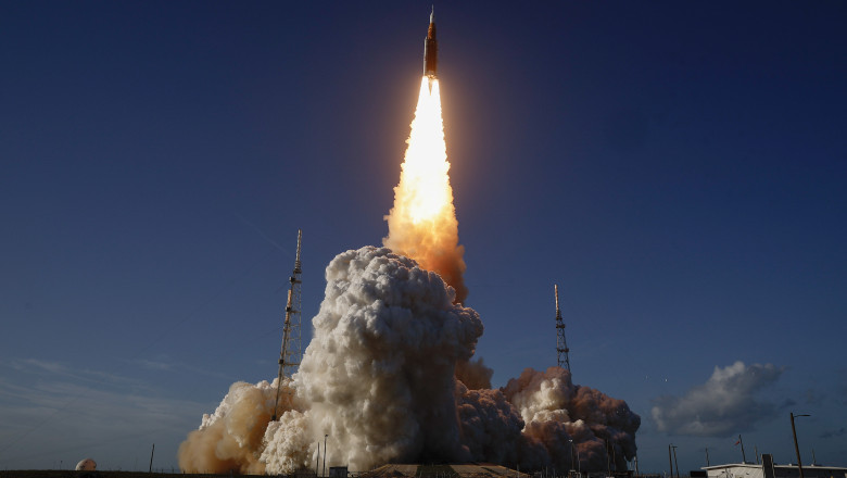 Artemis II Launches Manned Test Flight Around The Moon