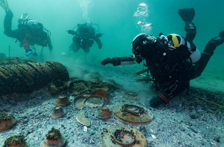 EXCLUSIVE: Perfectly persevered treasure from 2,000-year old shipwreck found by divers