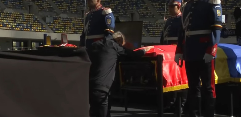 daniel pancu la priveghiul lui mircea lucescu (4)