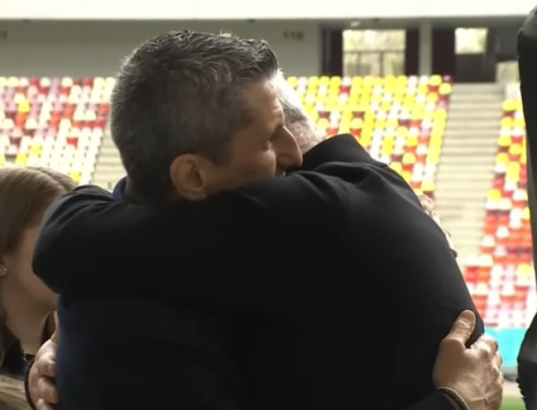 marius sumudica la priveghiul lui mircea lucescu (1)