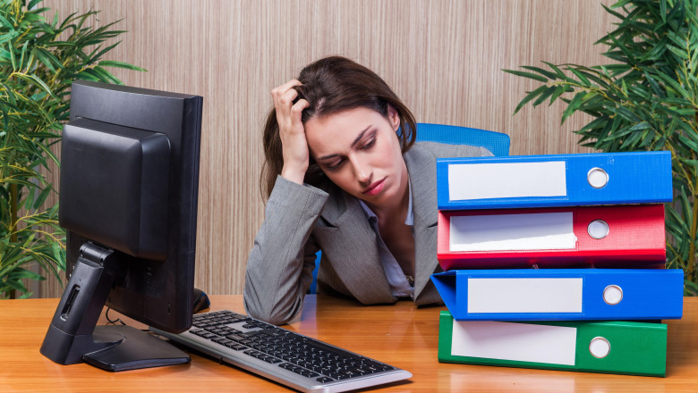 O tânără a primit pensie pe viață de 2.773 de euro după ce a demonstrat epuizare severă/ Profimedia