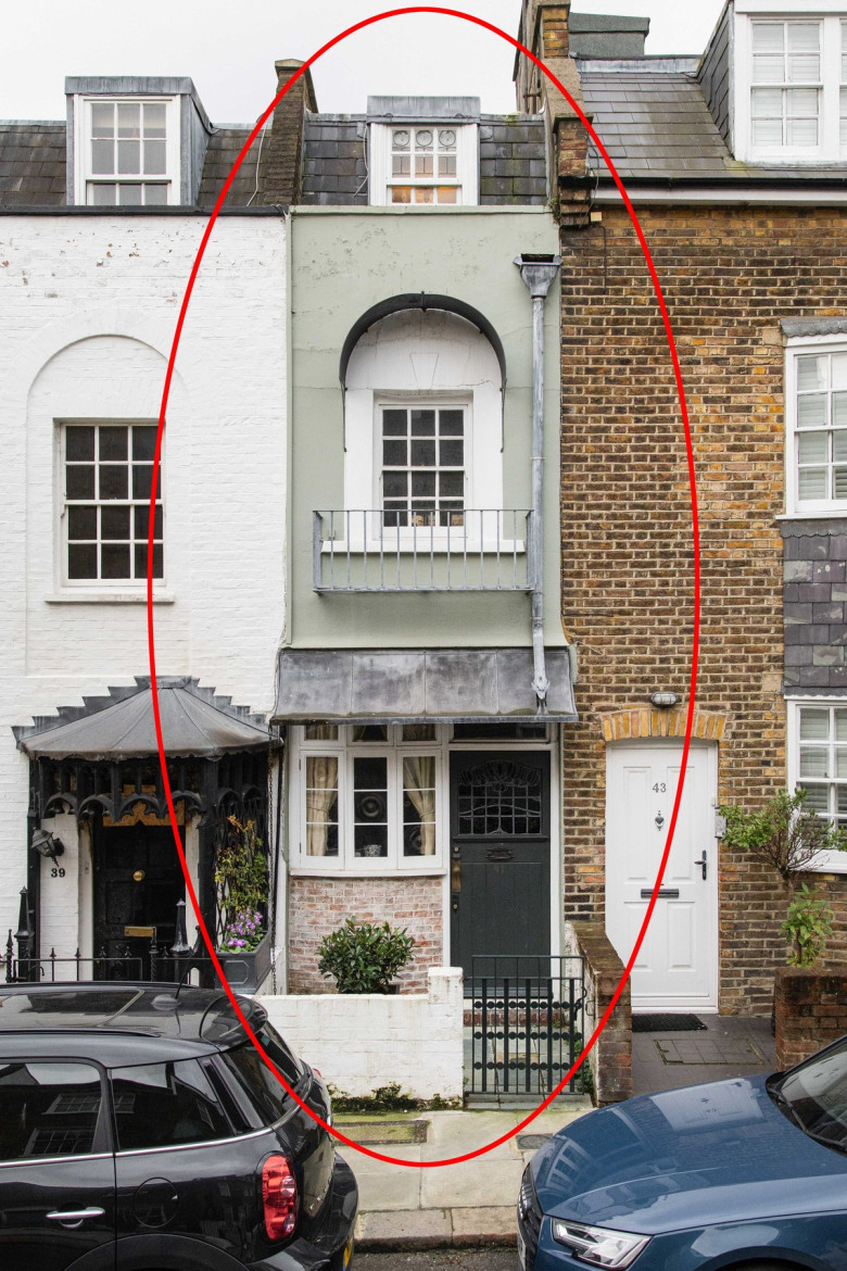 London’s second narrowest home at 7ft wide on market for whopping Ł1.2m despite tiny size