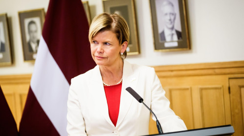 RIGA, LATVIA. 1st April 2026. Vivian Balakrishnan, Minister for Foreign Affairs of Singapore and Baiba Braze, Minister of Foreign Affairs of Latvia, during meeting.