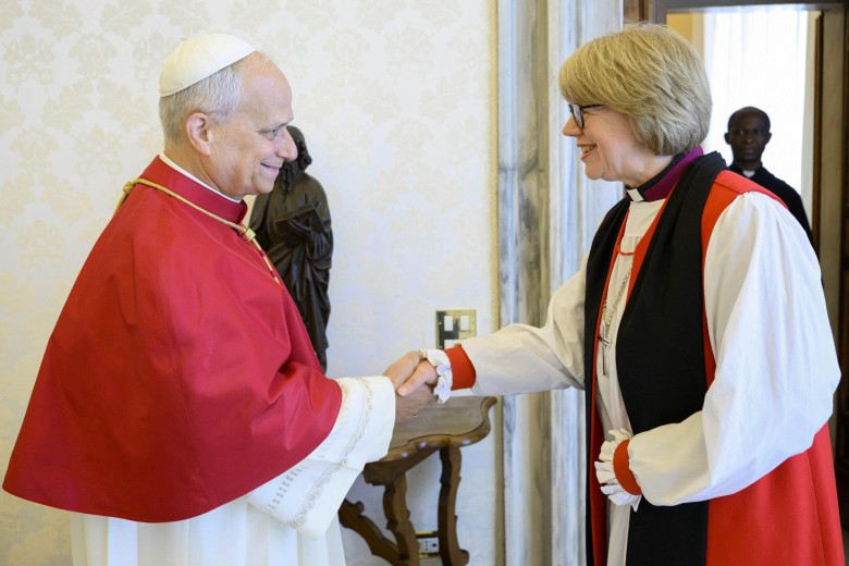 Vatican on April 27, 2026. Pope Leo XIV meets with Dame Sarah Mullally, Archbishop of Canterbury at the Vatican on April 27, 2026. Meeting for the first time with the new Archbishop of Canterbury, Pope Leo XIV encourages Catholics and Anglicans to work to