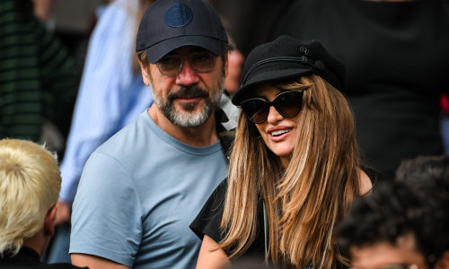 Penelope CRUZ with her husband Javier BARDEM during the French championship Ligue 1 football match between Paris Saint-Germain and FC Lorient on 2 May 2026 at Parc des Princes stadium in Paris, France