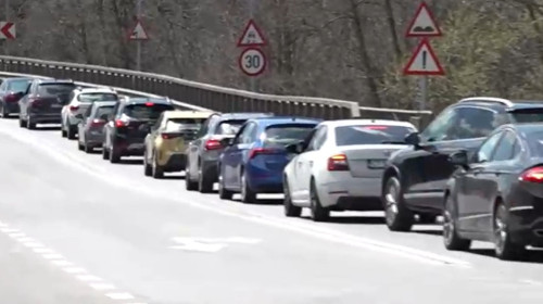 Trafic aglomerat. Foto: Captura video Digi24