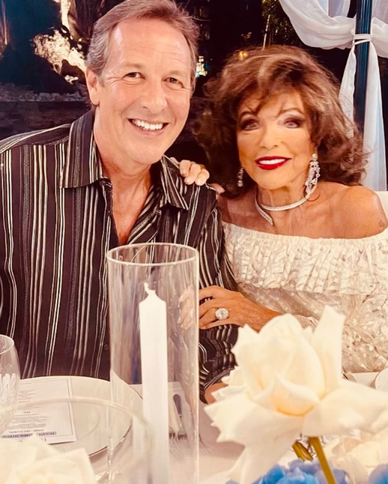 Joan Collins (1)