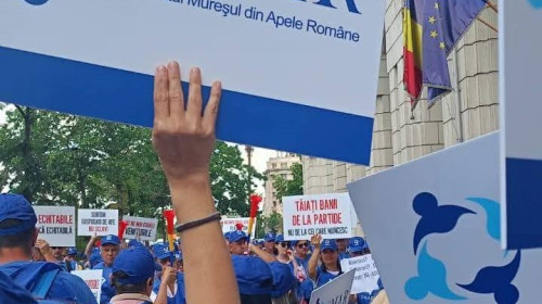 Sindicaliştii din Apele Române protestează la Bucureşti/ Foto: Facebook