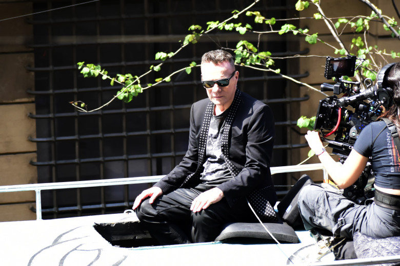 U2 takes over downtown Mexico City while filming new “Street of Dreams” video