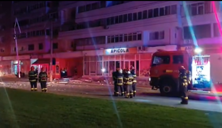 drona cazuta peste un bloc in galati