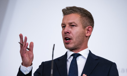 New Hungarian Prime Minister Peter Magyar Visits Vienna