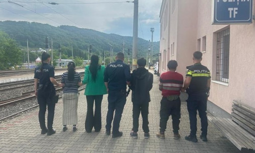 Cinci bărbaţi şi o femeie, anchetaţi penal după ce au refuzat să plătească biletul de tren