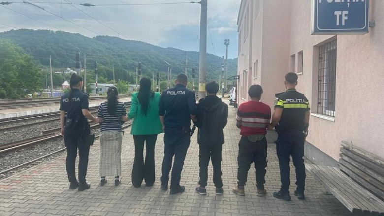 Cinci bărbaţi şi o femeie, anchetaţi penal după ce au refuzat să plătească biletul de tren