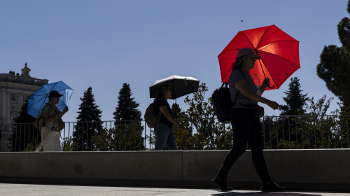 Europe Experiences First Heatwave Of 2026