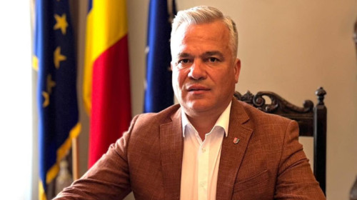 Adrian Veștea (2)