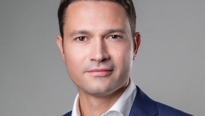 Robert Sighiartău