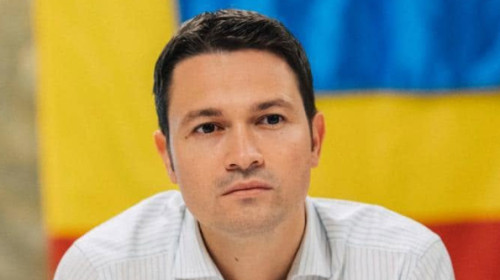 Robert Sighiartău (2)