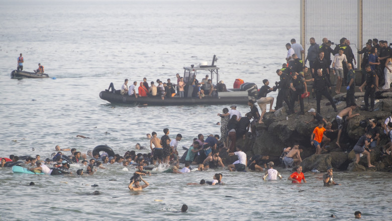 imigranti marocani in ceuta (8)