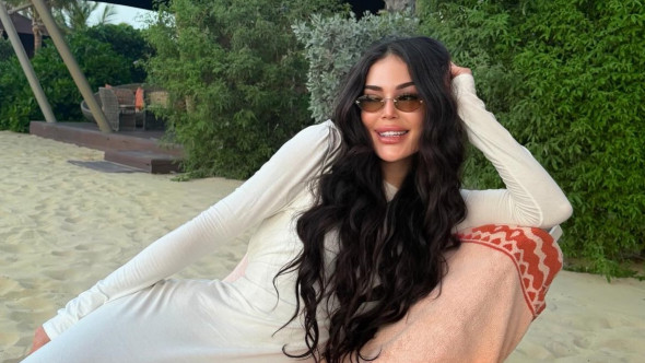 Ioana Țiriac, vacanță de lux în Saint-Tropez. Cât costă o singură noapte la hotelul cu aspect de castel ales de fiica lui Ion Țiriac