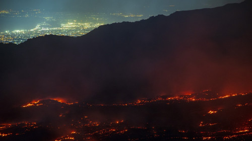 Volcanic activity intensifies at Mount Etna