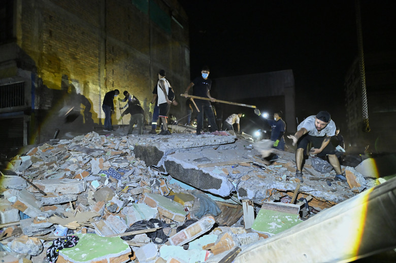 Magnitude 7.4 Earthquake Strikes Colombia