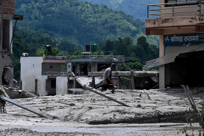 inundatii si noroi nepal (6)