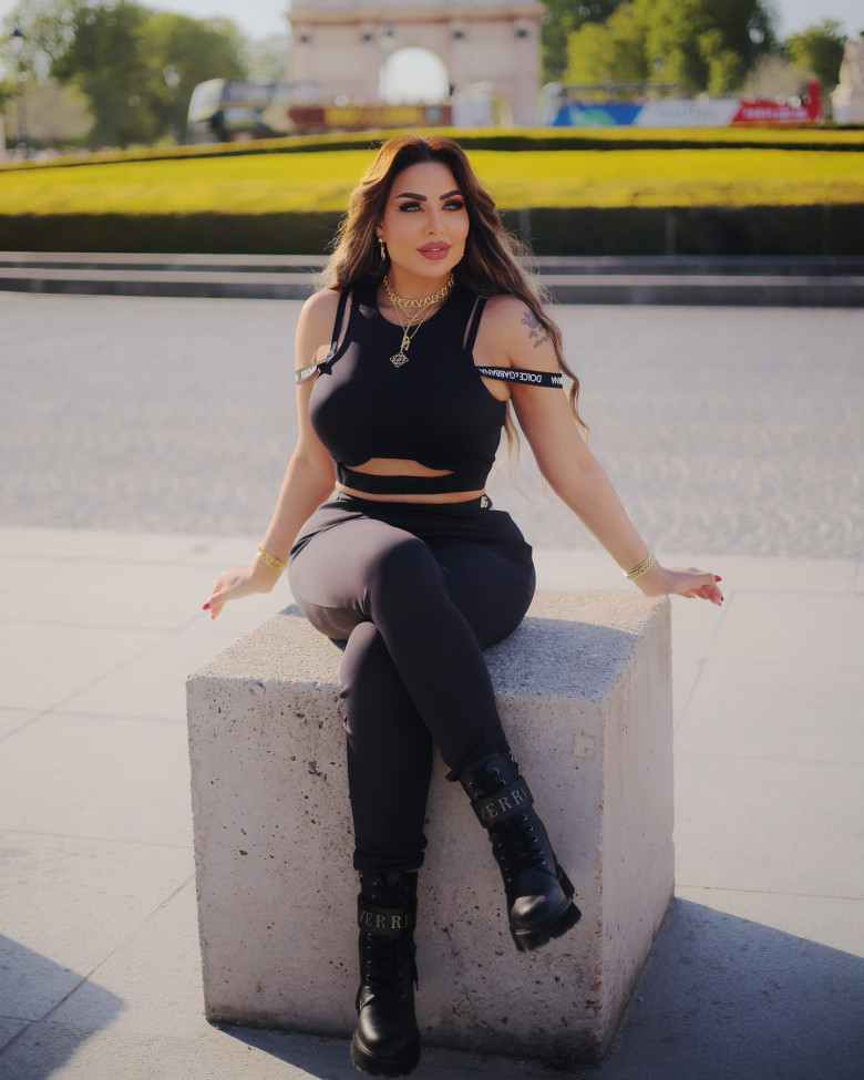 Sarah Khalifa (2)