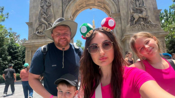 Părinți amendați după ce și-au luat copiii de la școală pentru o vacanță la Disney World. Motivul pentru care nu regretă nicio clipă decizia