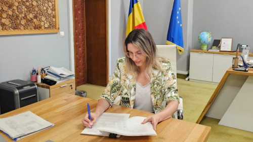 diana buzoianu