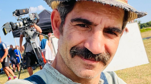 toma cuzin, firicel din las fierbinti