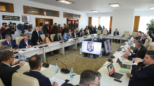Audierea în comisiile de specialitate a miniștrilor desemnați pentru a face parte din guvernul condus de Luca Niculescu, la Palatul Parlamentului din București, 19 octombrie 2026. Inquam Photos / George Călin