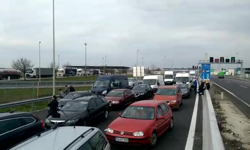 Aglomerație în vamă