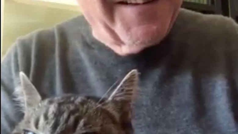Anthony Hopkins cu pisica lui