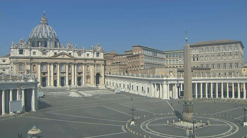 Piața Sf. Petru din Vatican goală