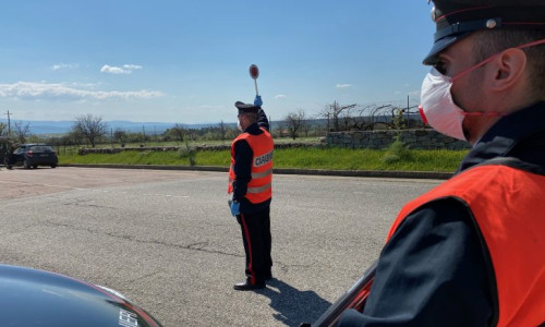 Polițiști italieni pe vremea COVID-19, coronavirus