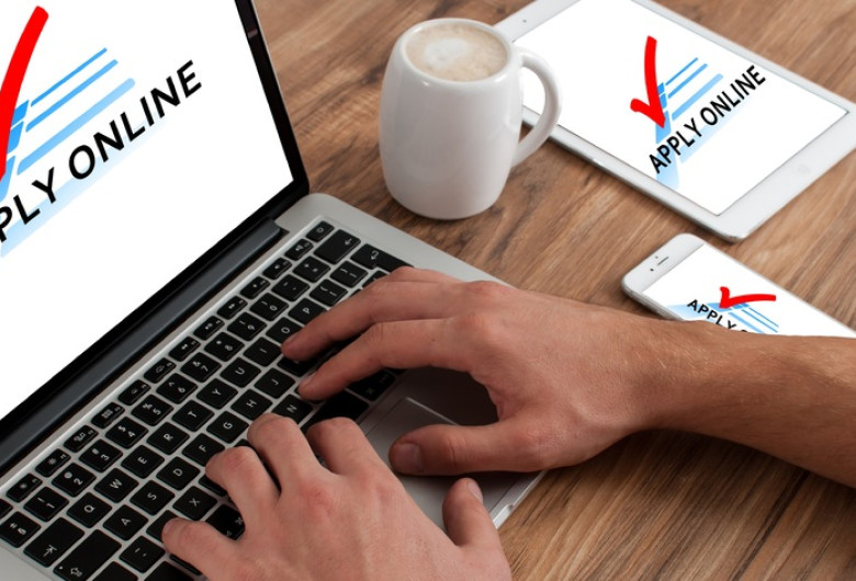 Job online, telemuncă, slujbă remote, recrutare pe internet, carieră, angajare