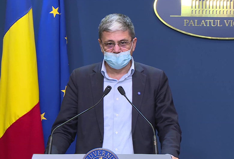 Marcel Boloș, cu mască de protecție