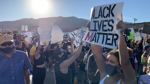 Proteste în Statele Unite pentru uciderea unui negru