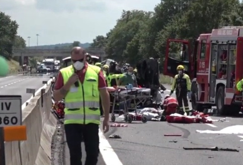 Accident cu români în Italia