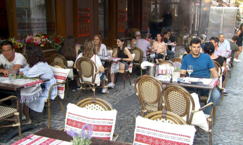 Terasă de vară