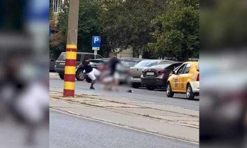 Taximetrist bătut de doi tineri