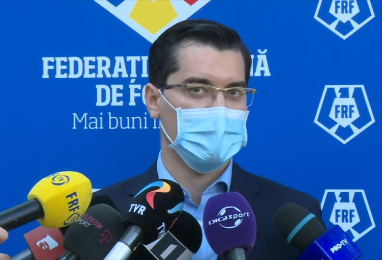 Răzvan Burleanu, la FRF, cu mască