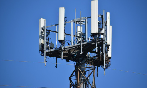 Turn de telefonie mobilă 5G, antene GSM