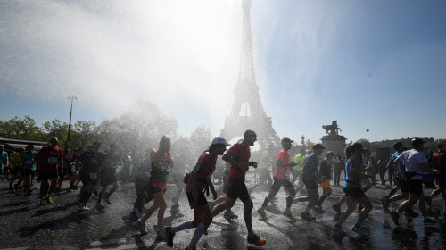 Maratonul din Paris, Turnul Eiffel, alergare, cursă, sportivi