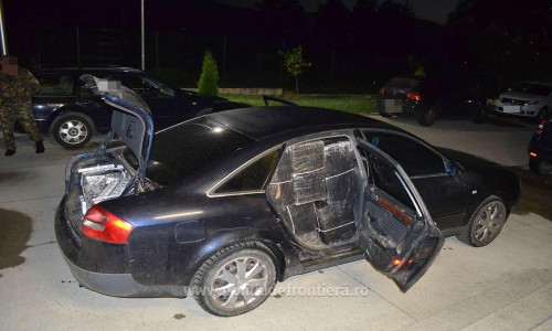 Audi plin cu țigări de contrabandă